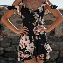Charger l'image dans la galerie, Vestido de verano Boho mujeres Sexy Strappy encaje blanco Mini Vestidos Mujer damas playa cuello en V fiesta vestido de verano negro amarillo rosa
